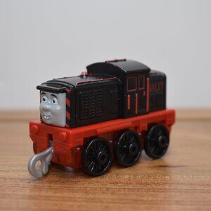 Black Red Salty Diecast Train Engine Push Along Talke and Play Thomas & Friends
